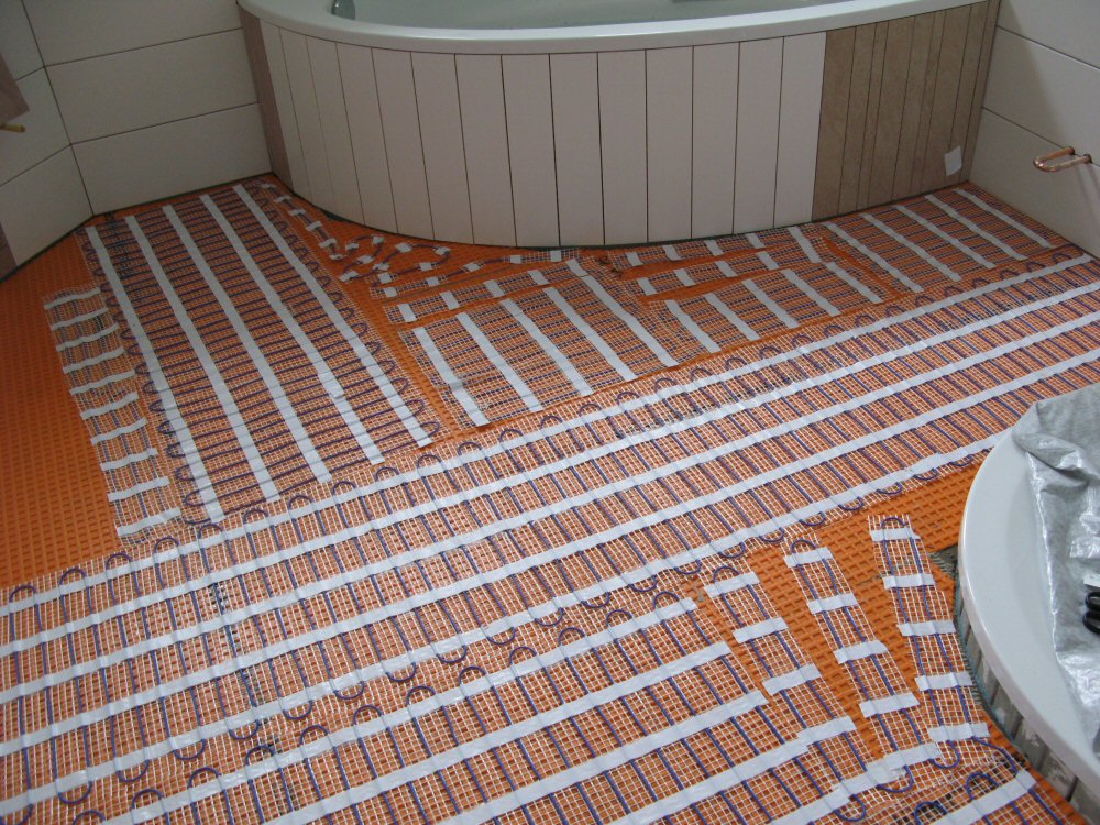 Preiswerte elektrische Fussbodenheizung elektro Fliesenheizung in Bad